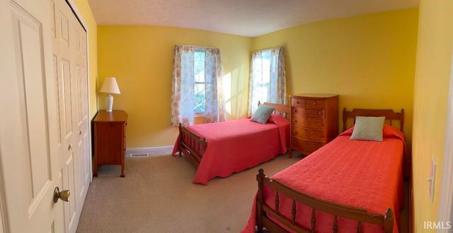 601 Finch Drive, South Bend, IN 46614