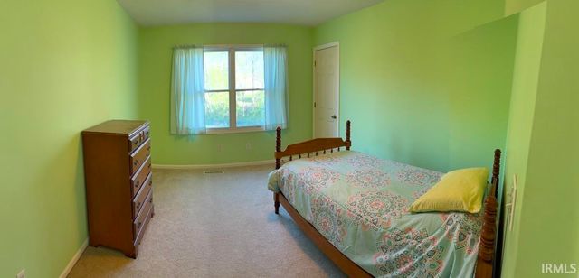 601 Finch Drive, South Bend, IN 46614