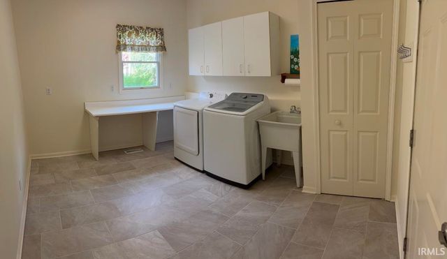 601 Finch Drive, South Bend, IN 46614