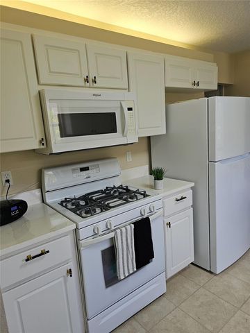5351 AURORA DRIVE, Leesburg, FL 34748