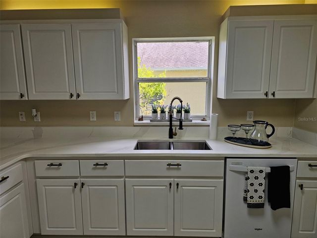 5351 AURORA DRIVE, Leesburg, FL 34748