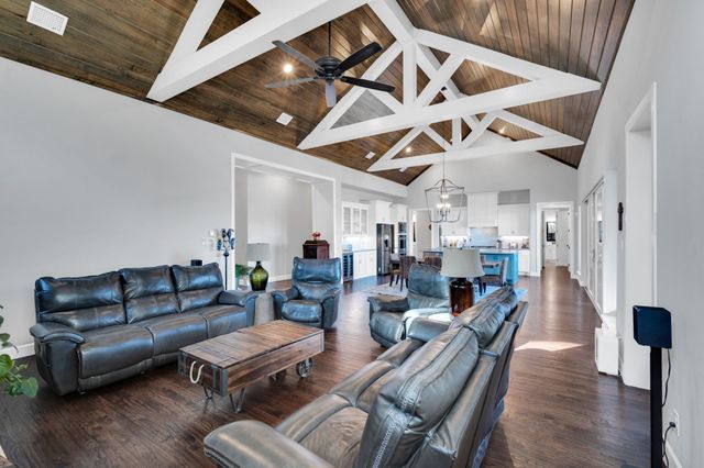 2501 Running Ranch Place, Arlington, TX 76001