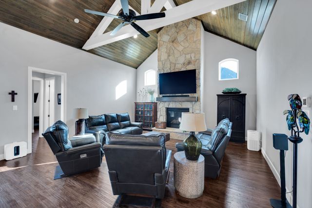 2501 Running Ranch Place, Arlington, TX 76001