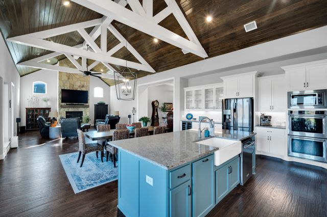 2501 Running Ranch Place, Arlington, TX 76001