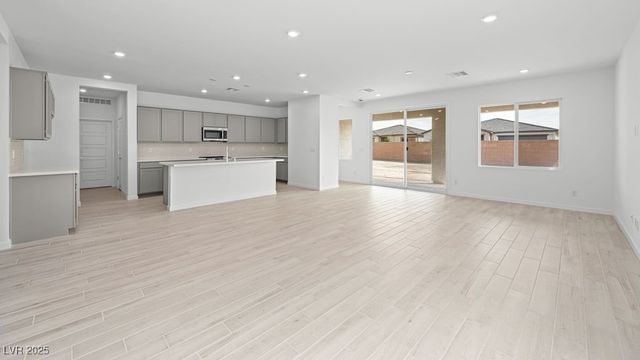 4365 East Brusca Way, Pahrump, NV 89061