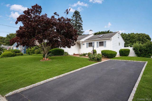 119 Stuyvesant Drive, Port Jefferson Station, NY 11776