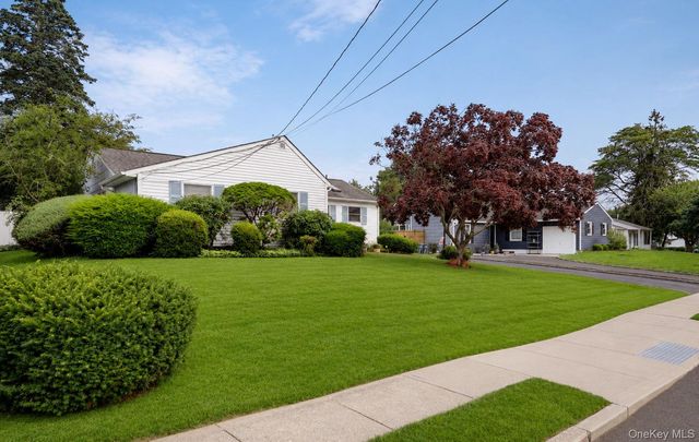 119 Stuyvesant Drive, Port Jefferson Station, NY 11776