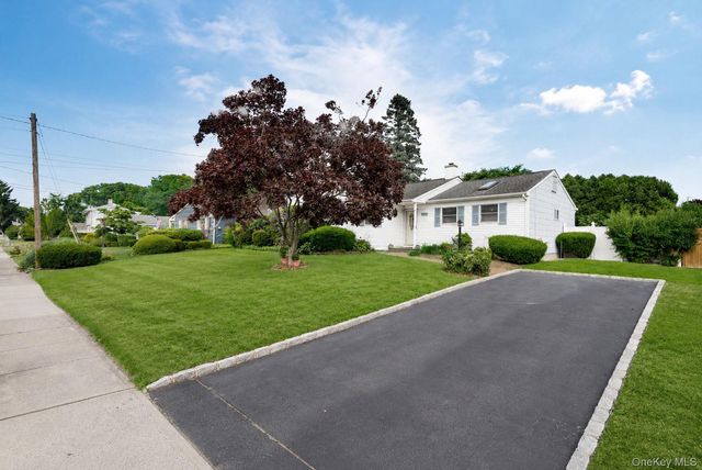 119 Stuyvesant Drive, Port Jefferson Station, NY 11776