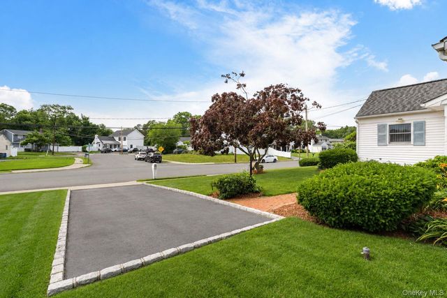 119 Stuyvesant Drive, Port Jefferson Station, NY 11776