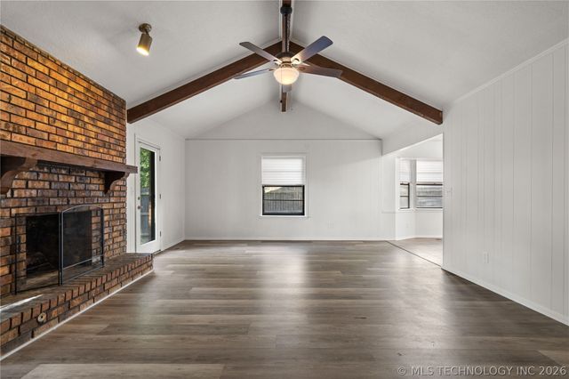 1929 W Oakridge Street, Broken Arrow, OK 74012