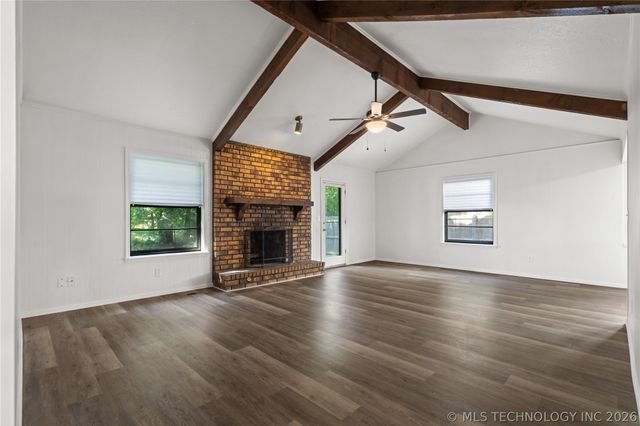 1929 W Oakridge Street, Broken Arrow, OK 74012