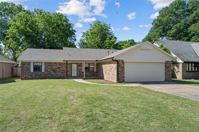 1929 W Oakridge Street, Broken Arrow, OK 74012