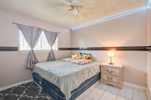806 Coolwood Drive, Houston, TX 77013