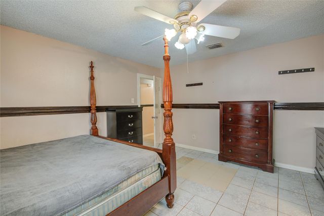 806 Coolwood Drive, Houston, TX 77013
