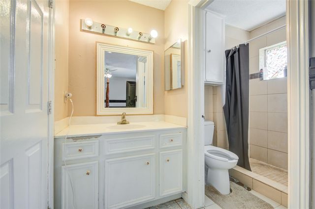806 Coolwood Drive, Houston, TX 77013