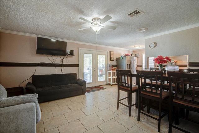 806 Coolwood Drive, Houston, TX 77013