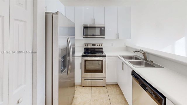 531 NE 21st Ave, Homestead, FL 33033