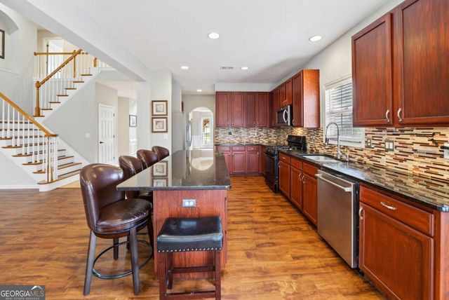 2828 Autumn Ridge Lane, Lawrenceville, GA 30044