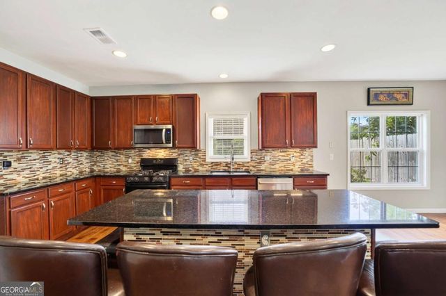 2828 Autumn Ridge Lane, Lawrenceville, GA 30044