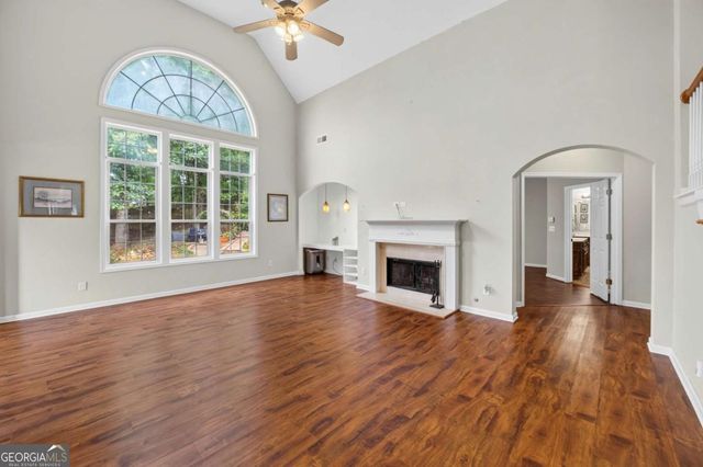 2828 Autumn Ridge Lane, Lawrenceville, GA 30044