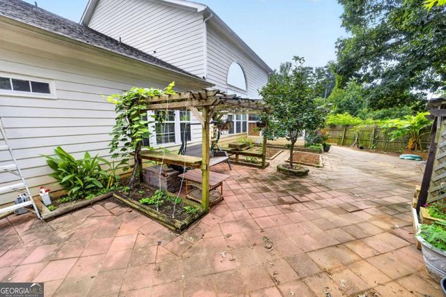 2828 Autumn Ridge Lane, Lawrenceville, GA 30044