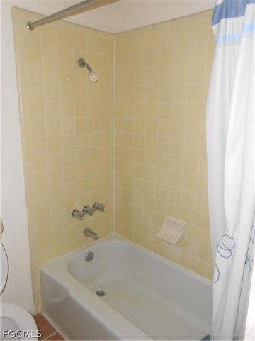 1516 Lindale CIR, Lehigh Acres, FL 33936