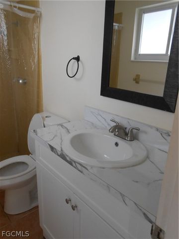 1516 Lindale CIR, Lehigh Acres, FL 33936