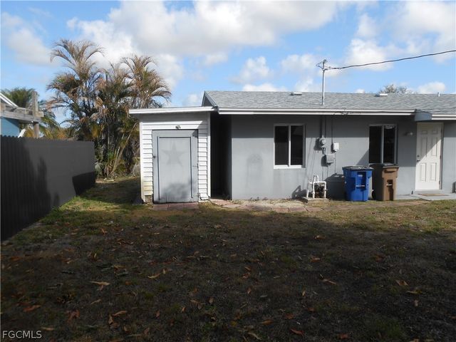 1516 Lindale CIR, Lehigh Acres, FL 33936