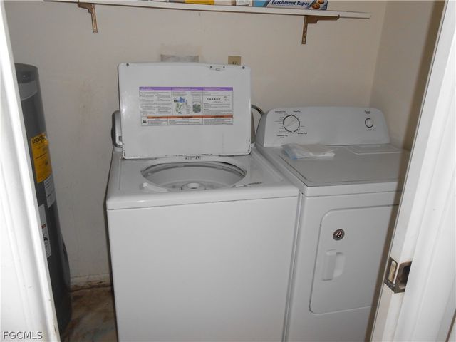 1516 Lindale CIR, Lehigh Acres, FL 33936