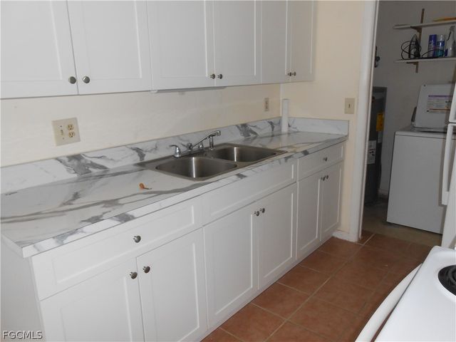 1516 Lindale CIR, Lehigh Acres, FL 33936