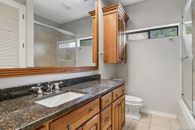 237 CREST TRL, Hill Country Village, TX 78232