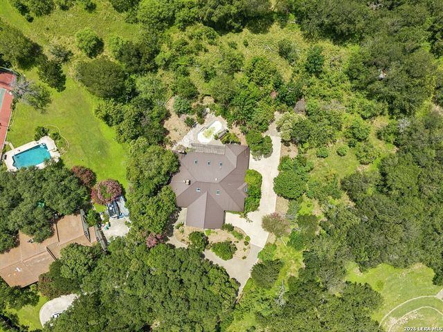 237 CREST TRL, Hill Country Village, TX 78232