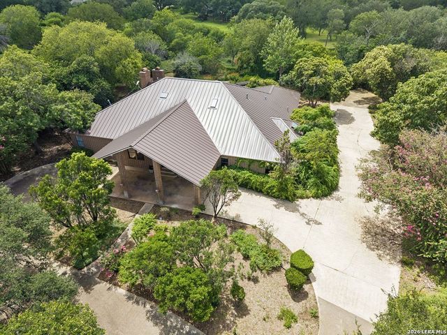 237 CREST TRL, Hill Country Village, TX 78232