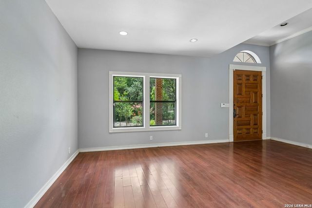 237 CREST TRL, Hill Country Village, TX 78232