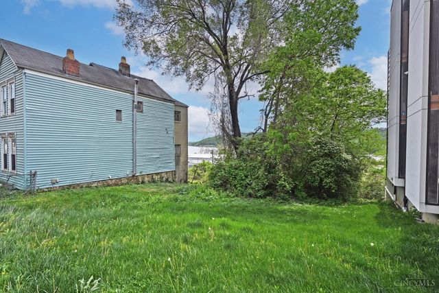 2831 Hoff Avenue, Cincinnati, OH 45226