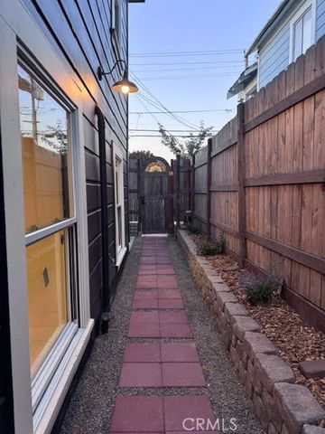 2260 Buena Vista, Alameda, CA 94501