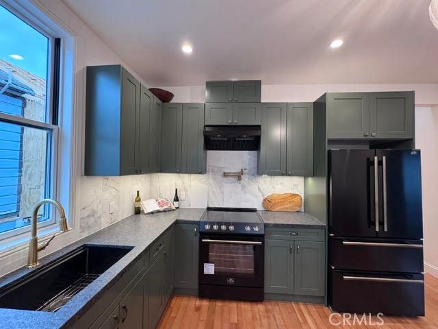 2260 Buena Vista, Alameda, CA 94501