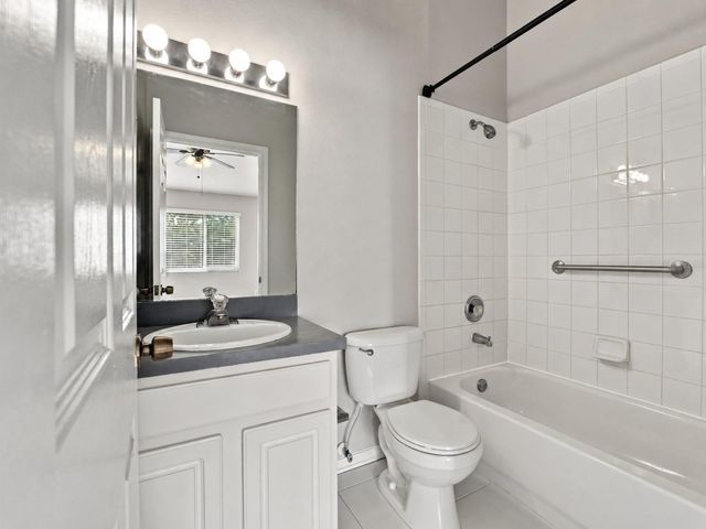 1150 KENNEWICK COURT 1150, Wesley Chapel, FL 33543
