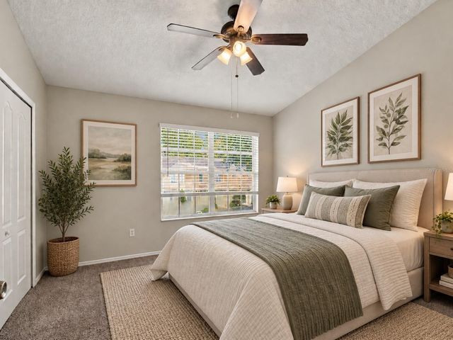 1150 KENNEWICK COURT 1150, Wesley Chapel, FL 33543