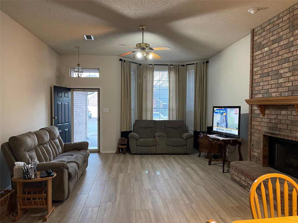 2118 Stoneridge Drive, Keller, TX 76248 — photo 4