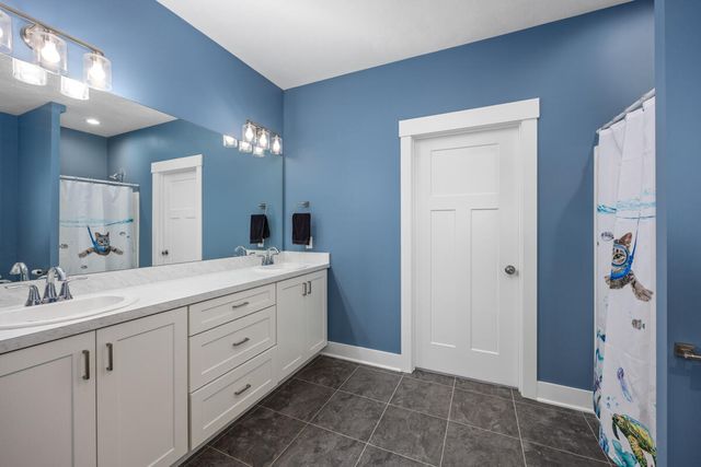 8106 Shenandoah Lane, Howard City, MI 49329