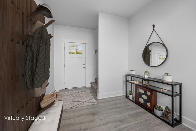 8106 Shenandoah Lane, Howard City, MI 49329