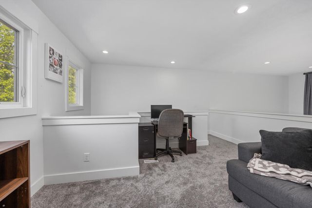 8106 Shenandoah Lane, Howard City, MI 49329