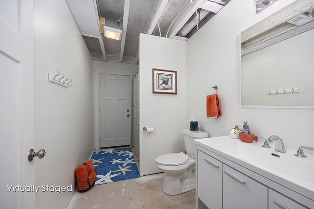 8106 Shenandoah Lane, Howard City, MI 49329