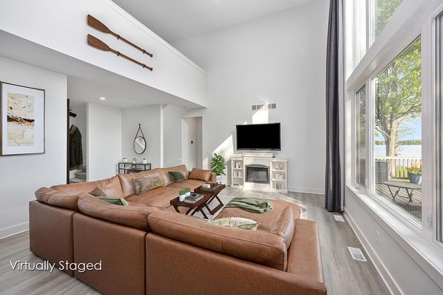 8106 Shenandoah Lane, Howard City, MI 49329