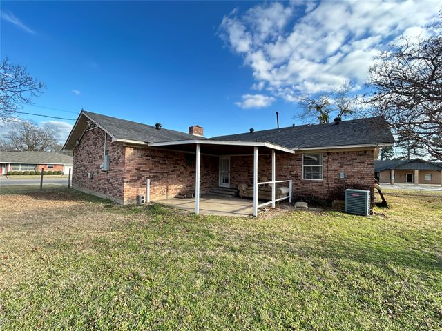 801 Pampa Street, Sulphur Springs, TX 75482