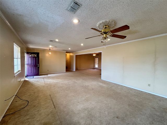 801 Pampa Street, Sulphur Springs, TX 75482