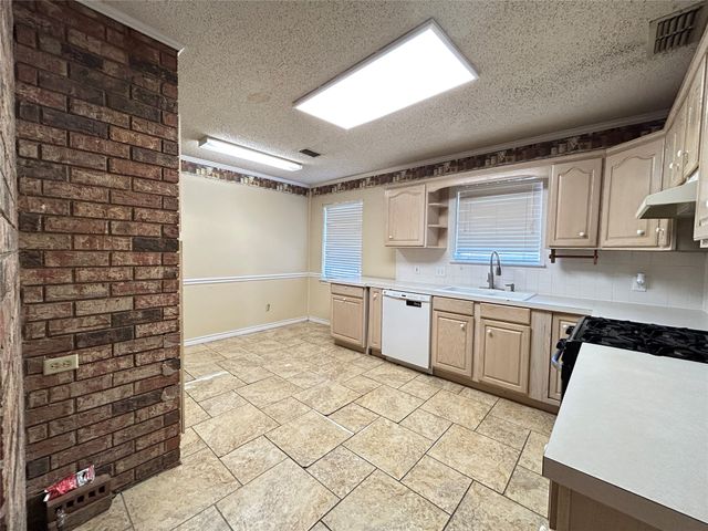 801 Pampa Street, Sulphur Springs, TX 75482