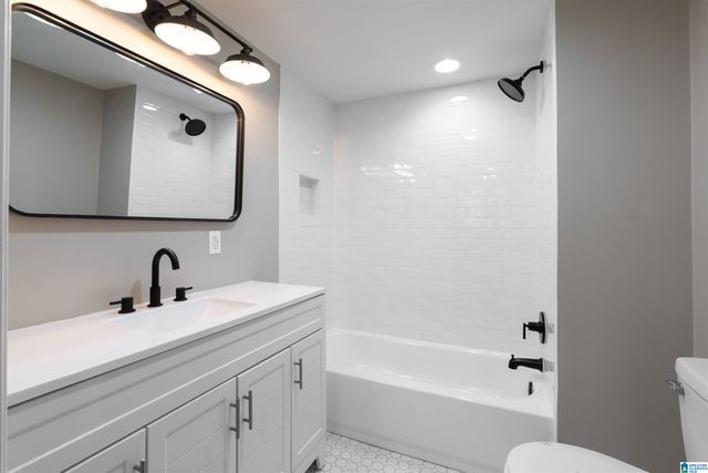 2233 GREAT ROCK ROAD, Vestavia Hills, AL 35216