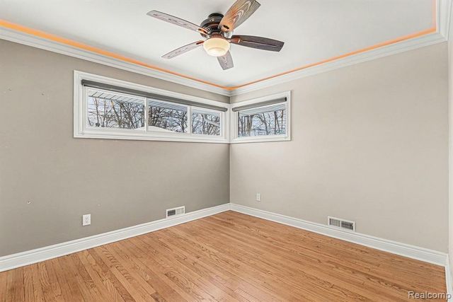 1421 Lloyd Avenue, Royal Oak, MI 48073